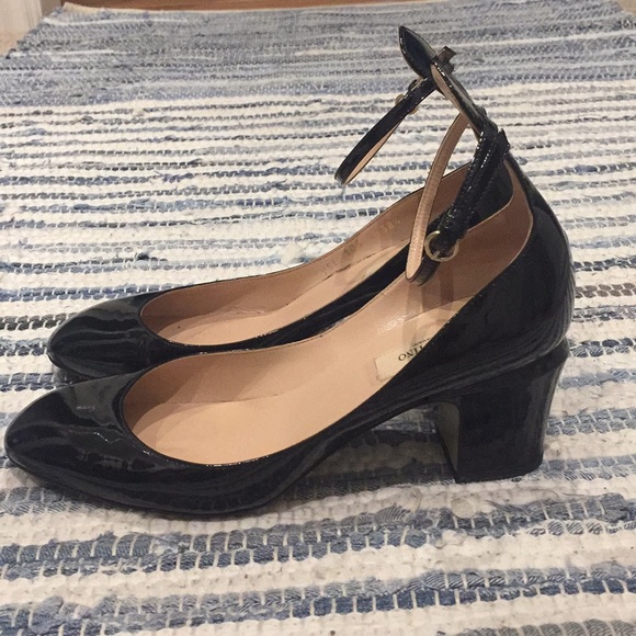 Valentino black patent leather Mary Janes 38.5 - Picture 5 of 6